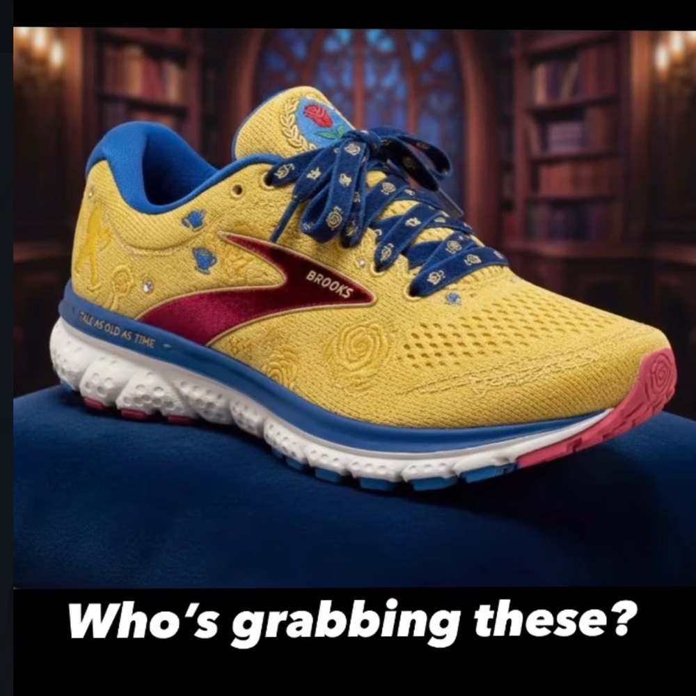 Brooks Yellow & Blue Running Shoe with Red Accent. Belle edition